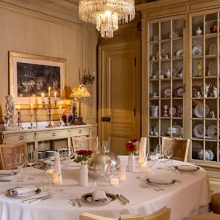 Hotell La Mirande Avignon